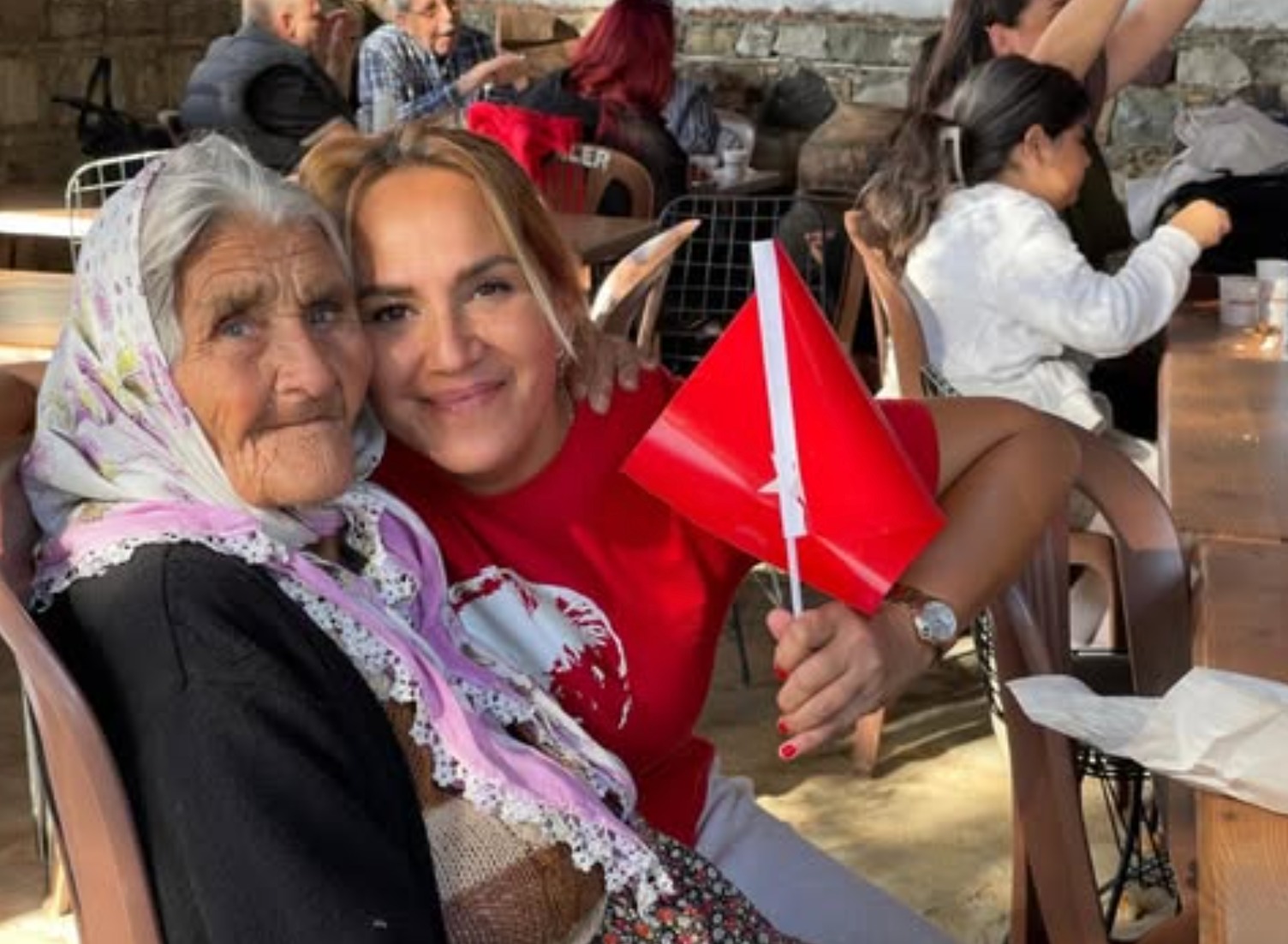 Kadınlar Anlatıyor Kadınlar Anlatıyor